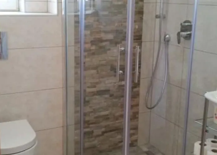 Rustica St - Two-bedroom With Balcony And Shared Pool Prizemlje